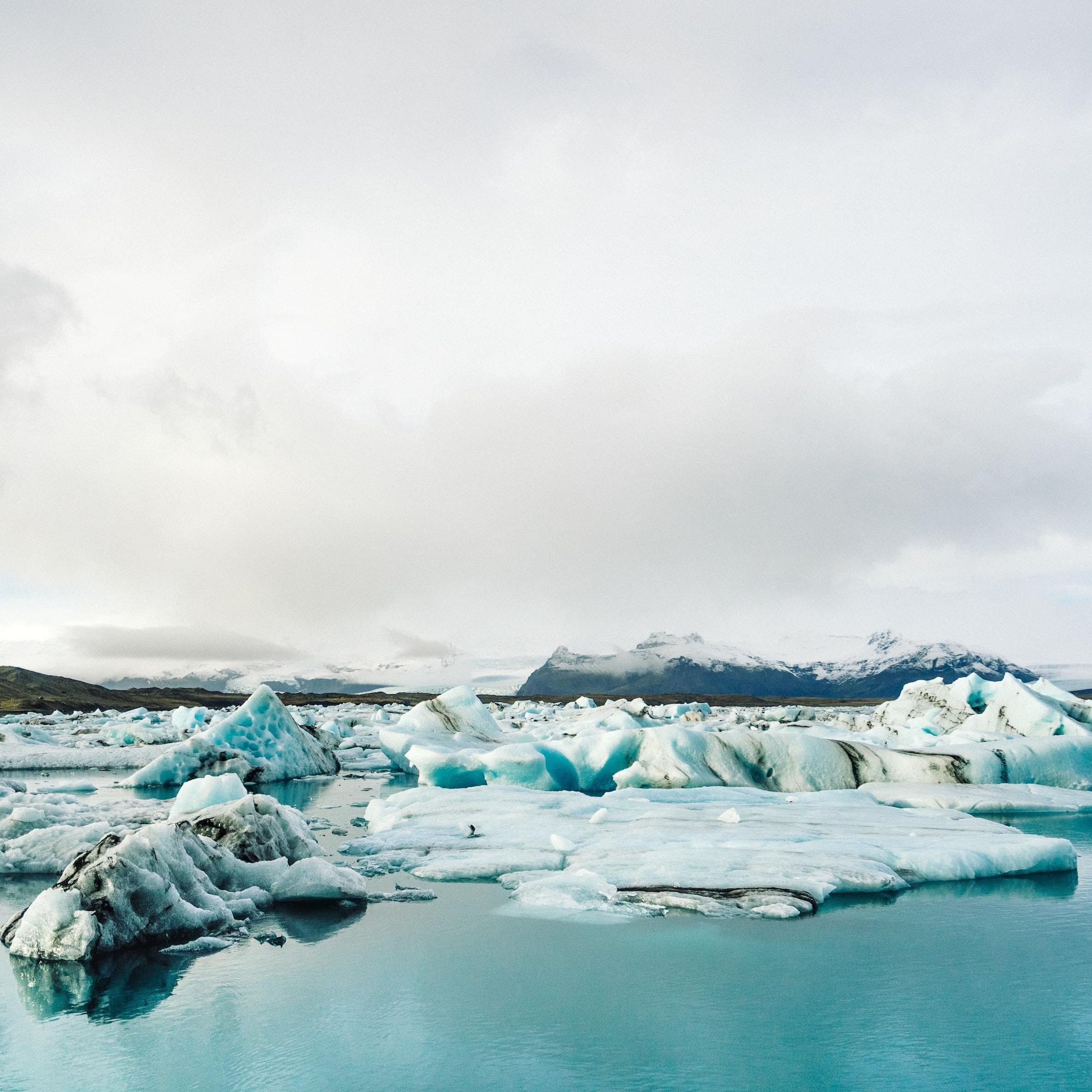 landscape-photographer-oxGAYd7wVrA-unsplash